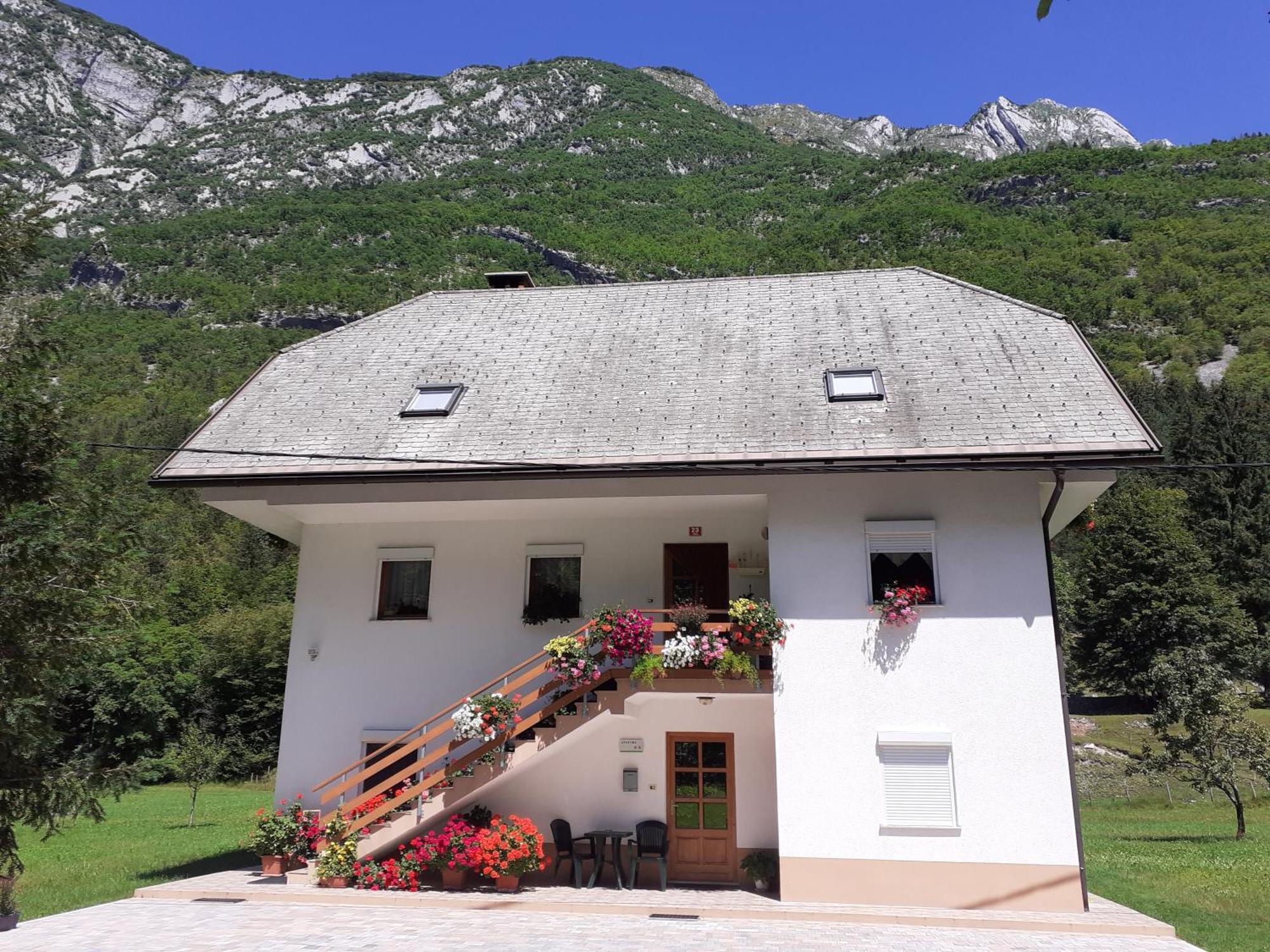 Apartma Pod Rozem Soča エクステリア 写真