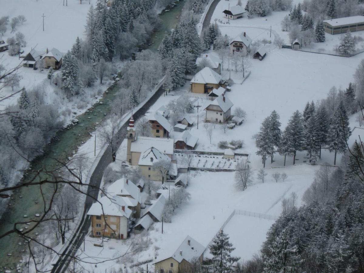 Apartma Pod Rozem Soča エクステリア 写真
